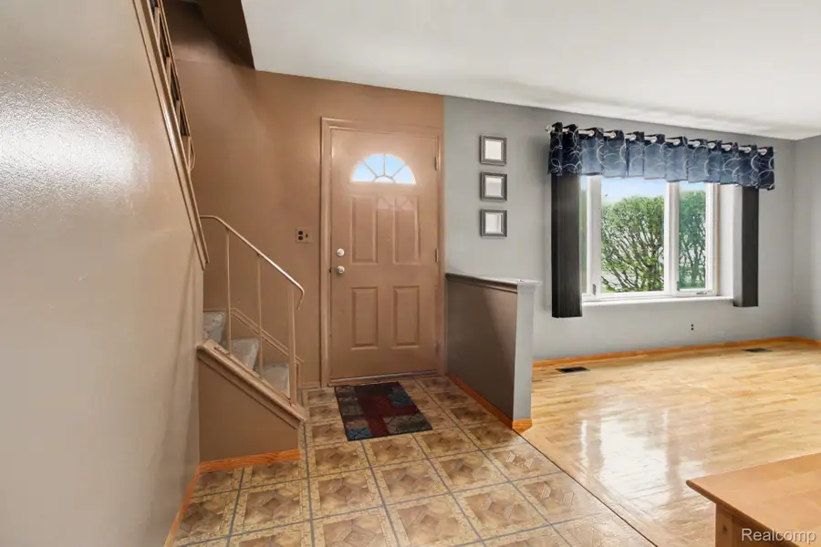 15648 Michael Street, Taylor, MI 48180 - #3