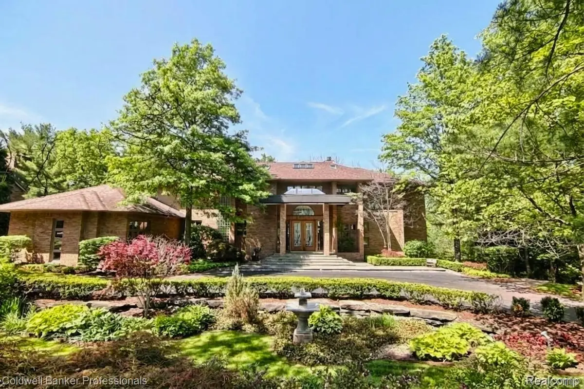 4692 W Wickford, Bloomfield, MI 48302 - #1