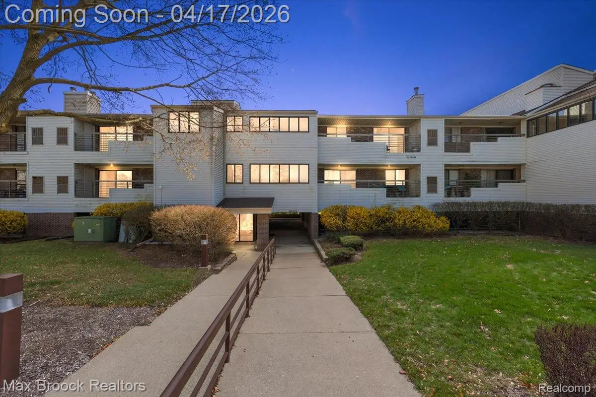 30414 Orchard Lake Road #29, Farmington Hills, MI 48334 - #1
