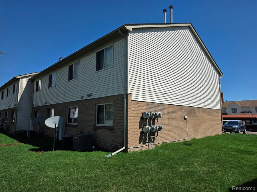 27743 Carini Villa Street, Roseville, MI 48066 - #3