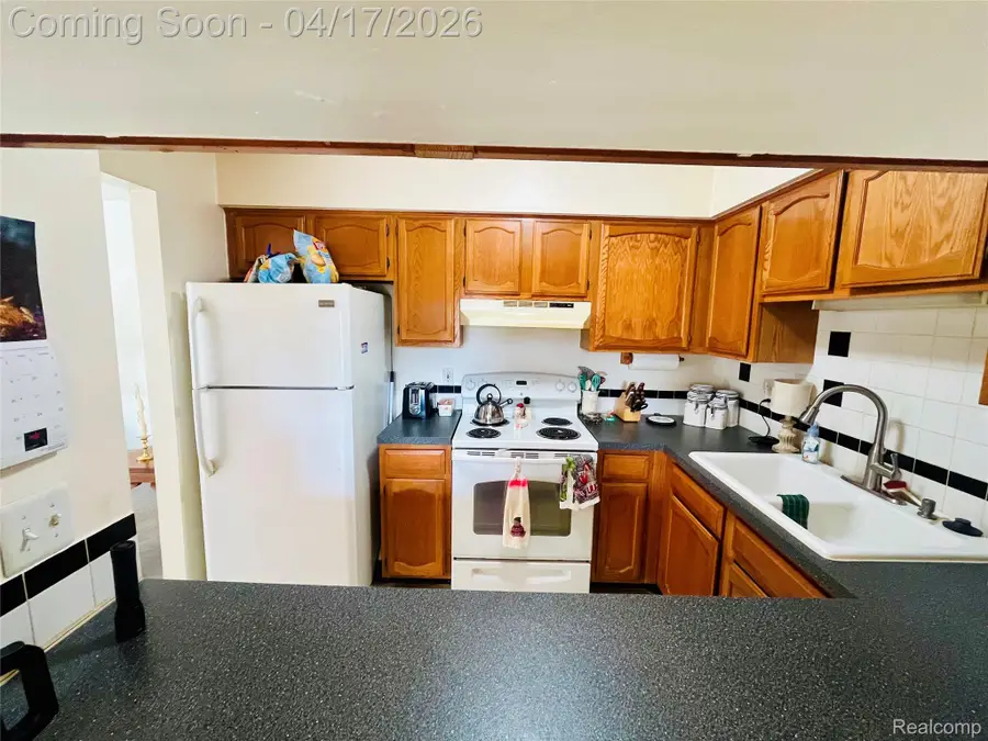 920 Saybrook #19, Waterford, MI 48327 - #2