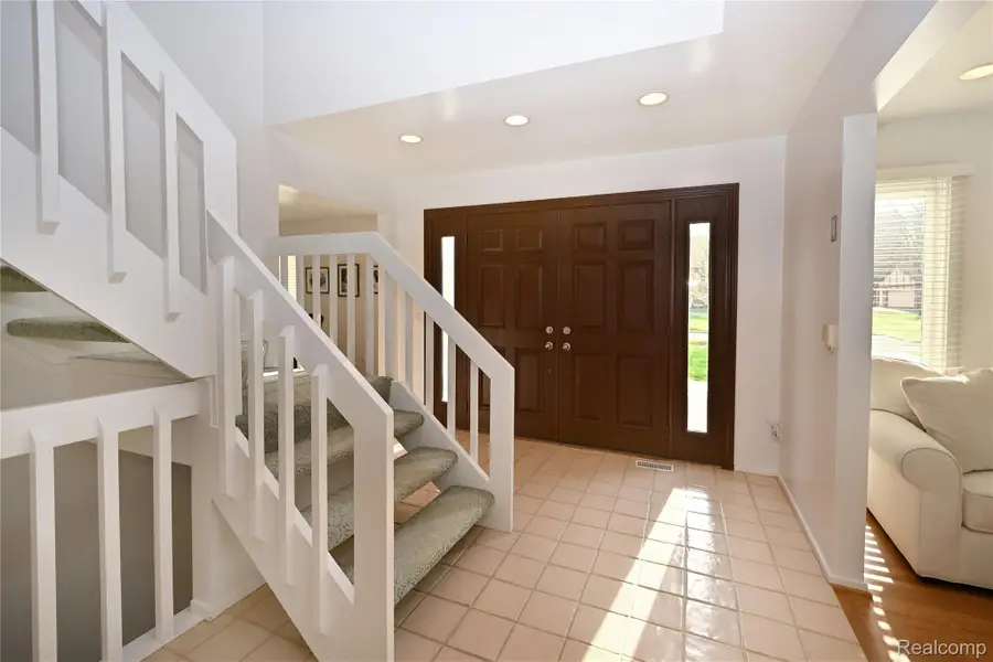 6020 Orchard Ridge Court, West Bloomfield, MI 48322 - #3