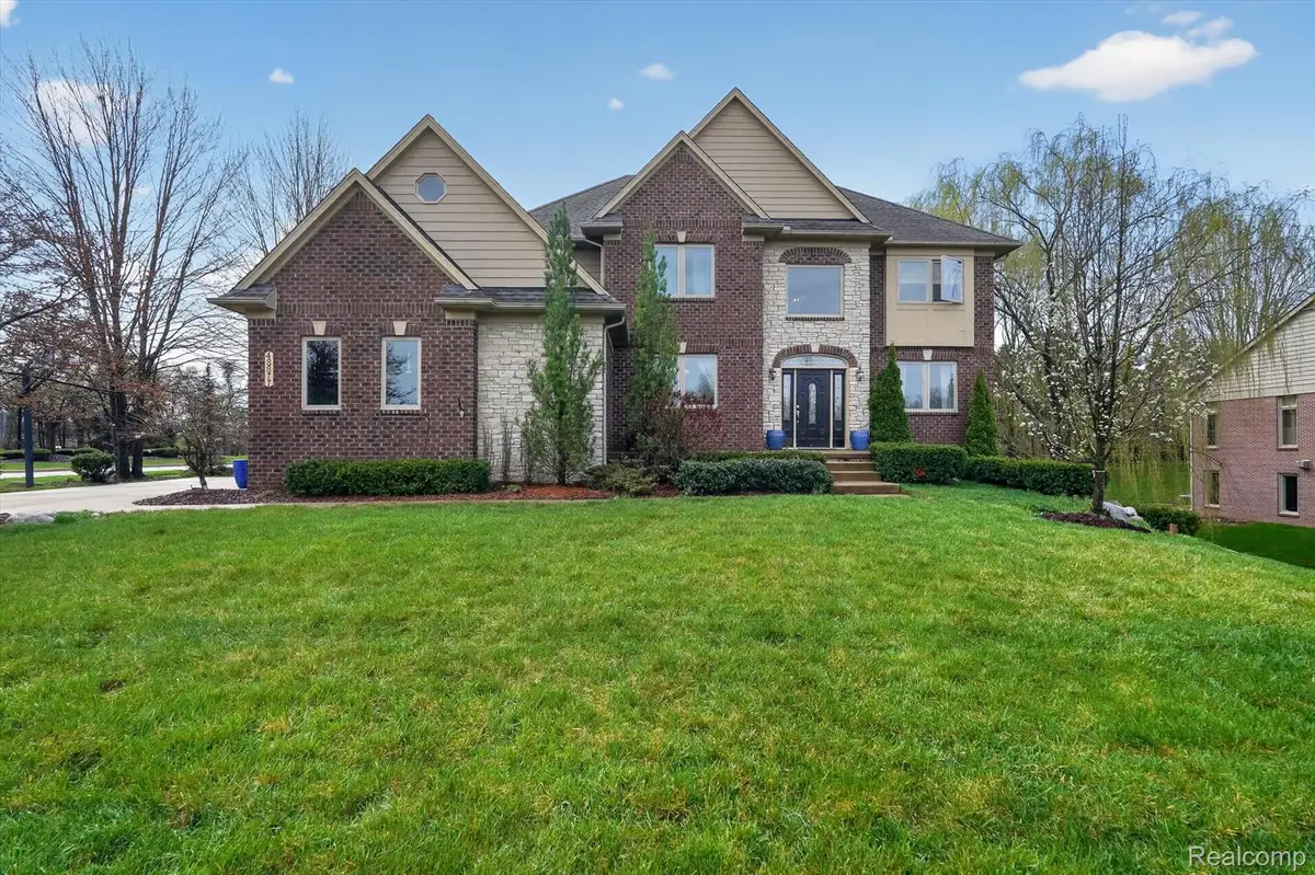 48877 Wildwood Court, Plymouth, MI 48170 - #1