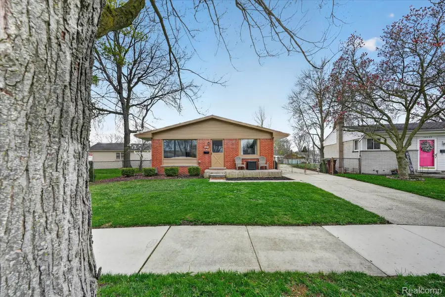 16672 Drake Street, Southgate, MI 48195 - #3