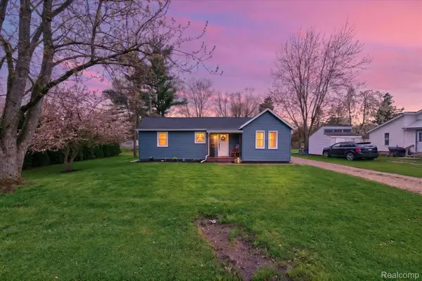 107 S Lester Street, Capac, MI 48014