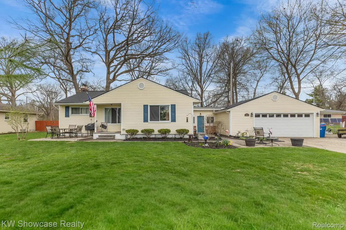 3478 Richmond Street, Waterford, MI 48328 - #1