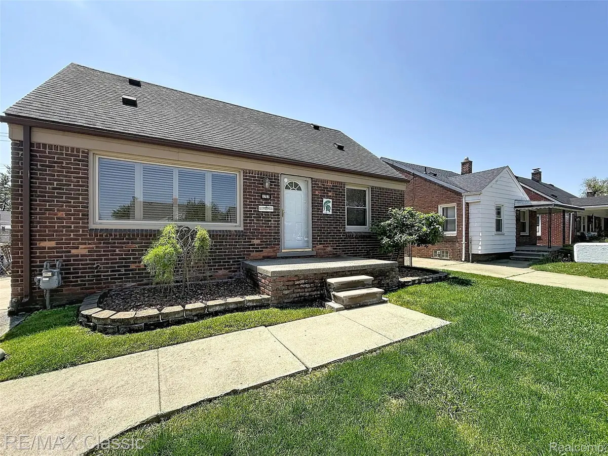 1757 Riverbank Street, Lincoln Park, MI 48146 - #1