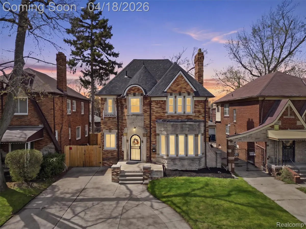 18043 Wisconsin Street, Detroit, MI 48221 - #1