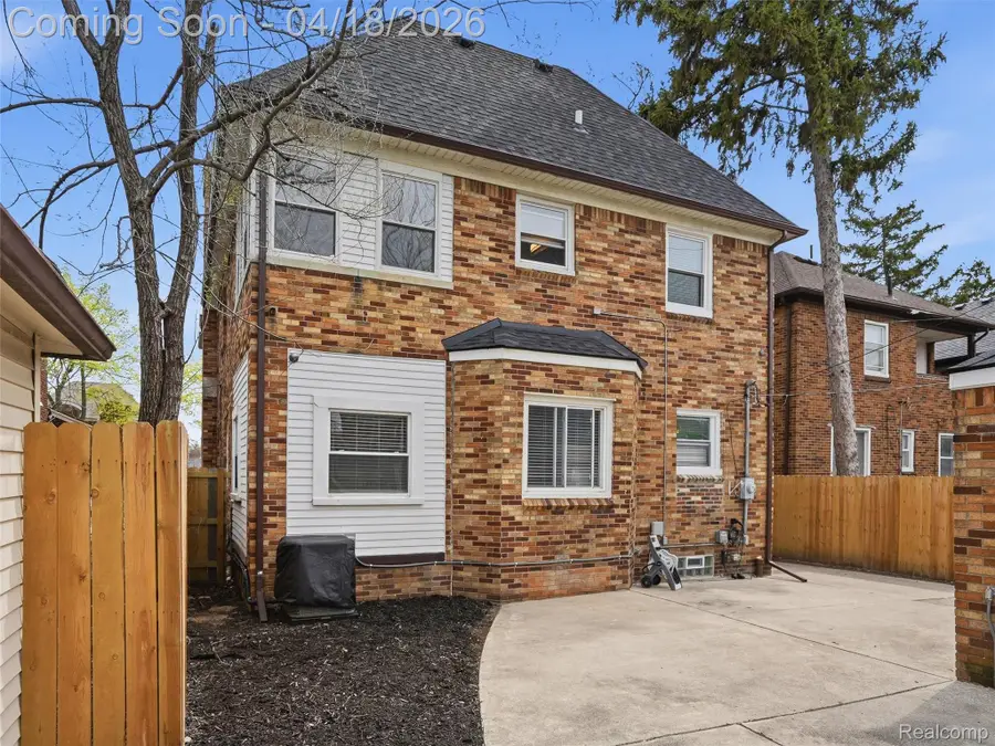 18043 Wisconsin Street, Detroit, MI 48221 - #2