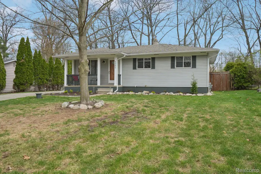 2385 Keith Road, West Bloomfield, MI 48324 - #2