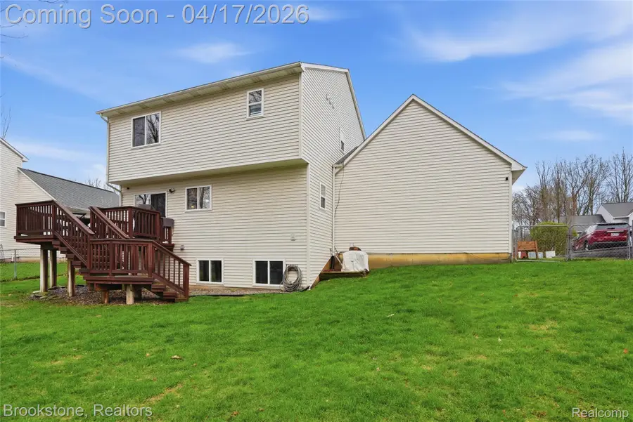 569 Cove View Drive, Waterford, MI 48327 - #3