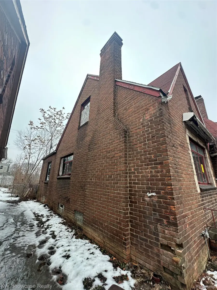 9165 Manor Street, Detroit, MI 48204 - #3