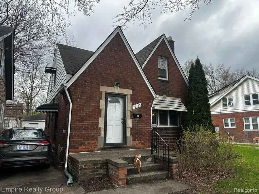 19345 Omira Street, Highland Park, MI 48203 - #2