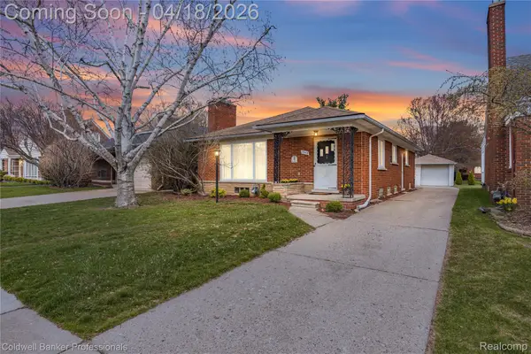 1544 Dorthen Avenue, GrossePointeWoods, MI 48236