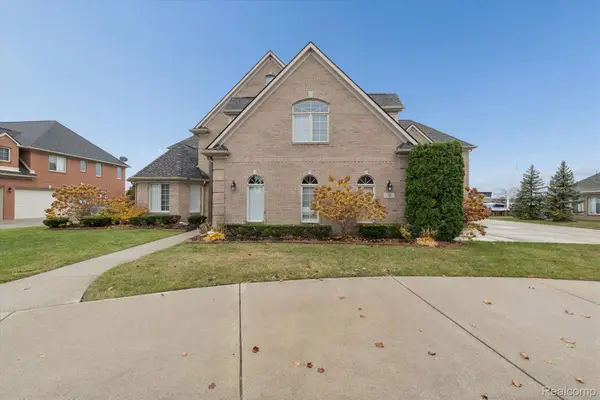 74 Sand Bar Lane, Detroit, MI 48214