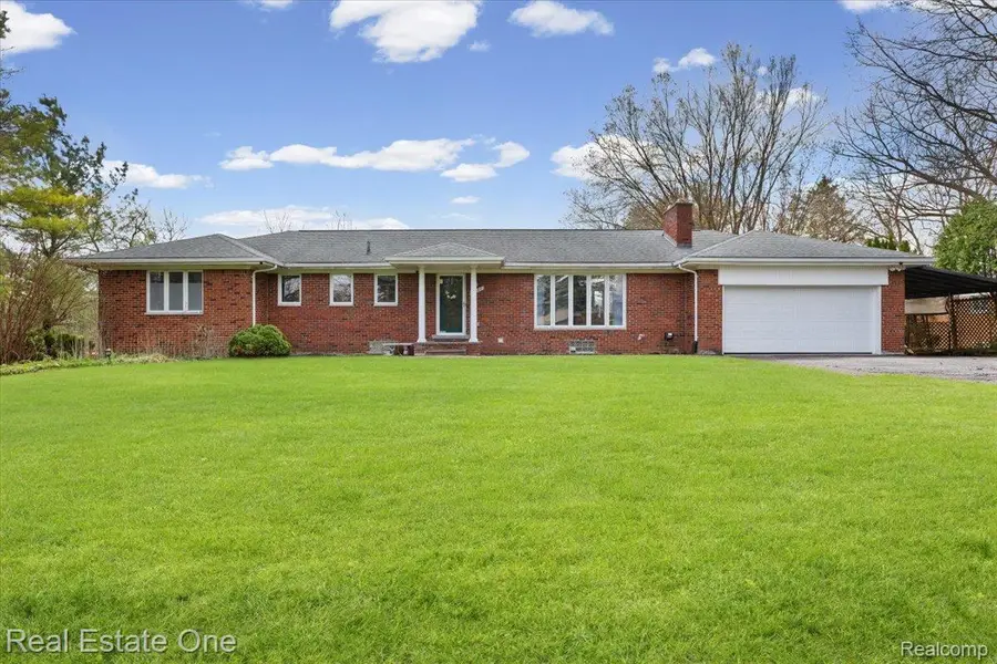 2888 Colonial Way, Bloomfield, MI 48304 - #3