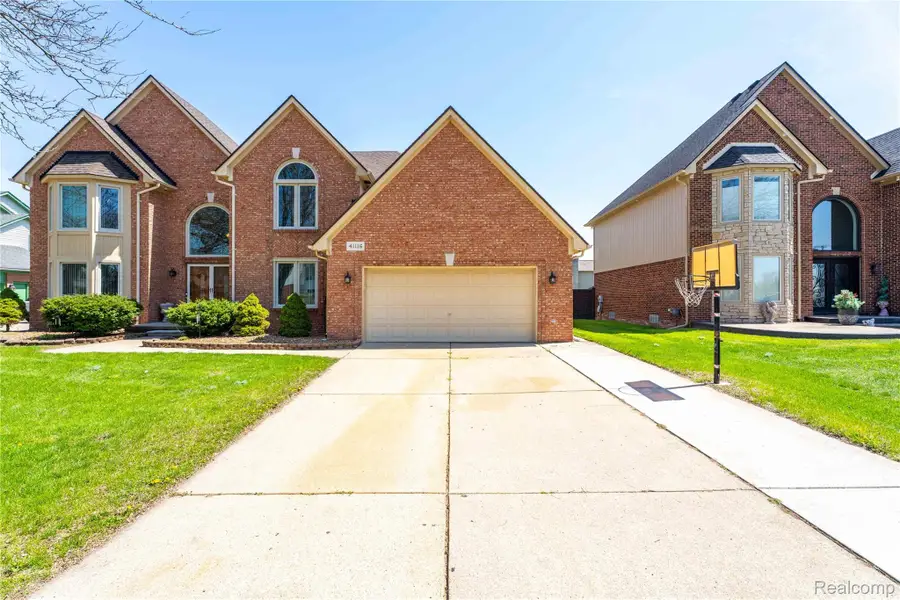41116 Ginger Court, Sterling Heights, MI 48314 - #2