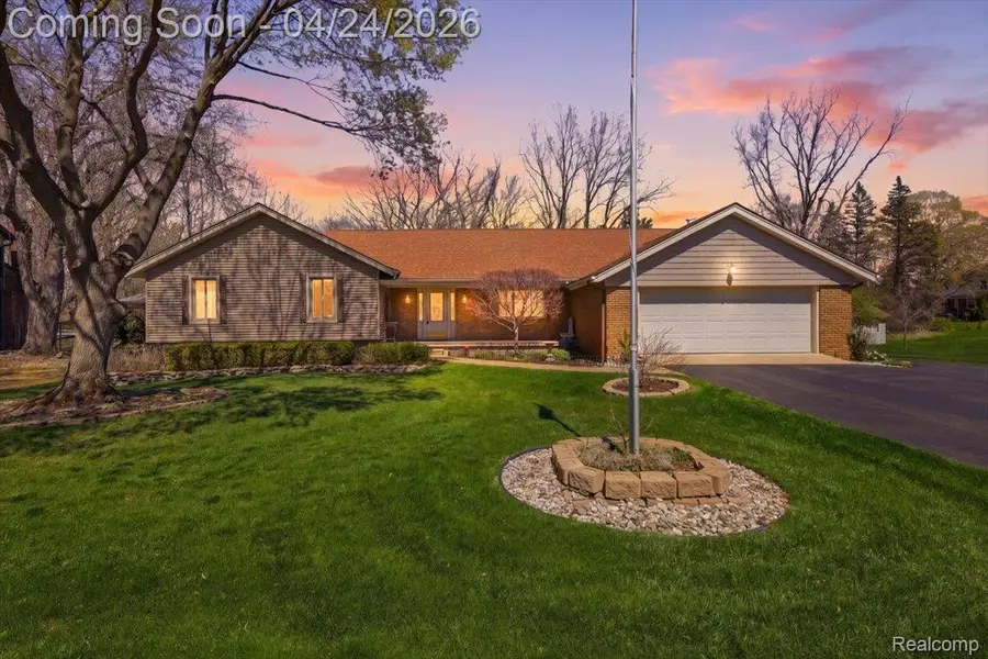 5055 Candlewood Drive, Grand Blanc, MI 48439 - #2