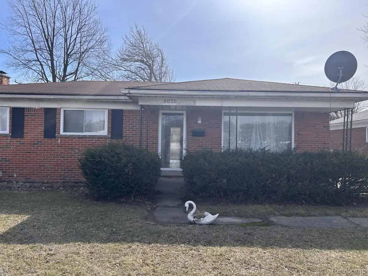 3036 E Eleven Mile Road, Warren, MI 48091 - #1