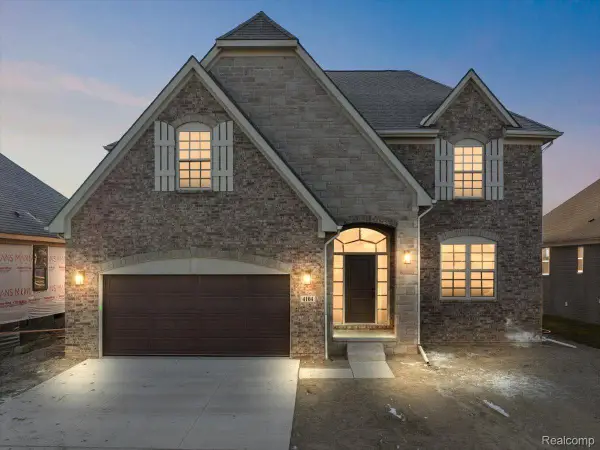 4060 Blossom Drive, SterlingHeights, MI 48314