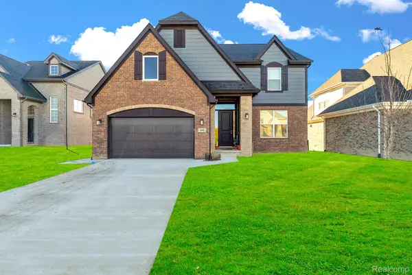 4075 Blossom Drive, SterlingHeights, MI 48314