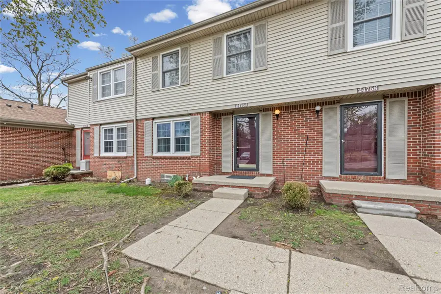 24762 Bashian Drive, Novi, MI 48375 - #2