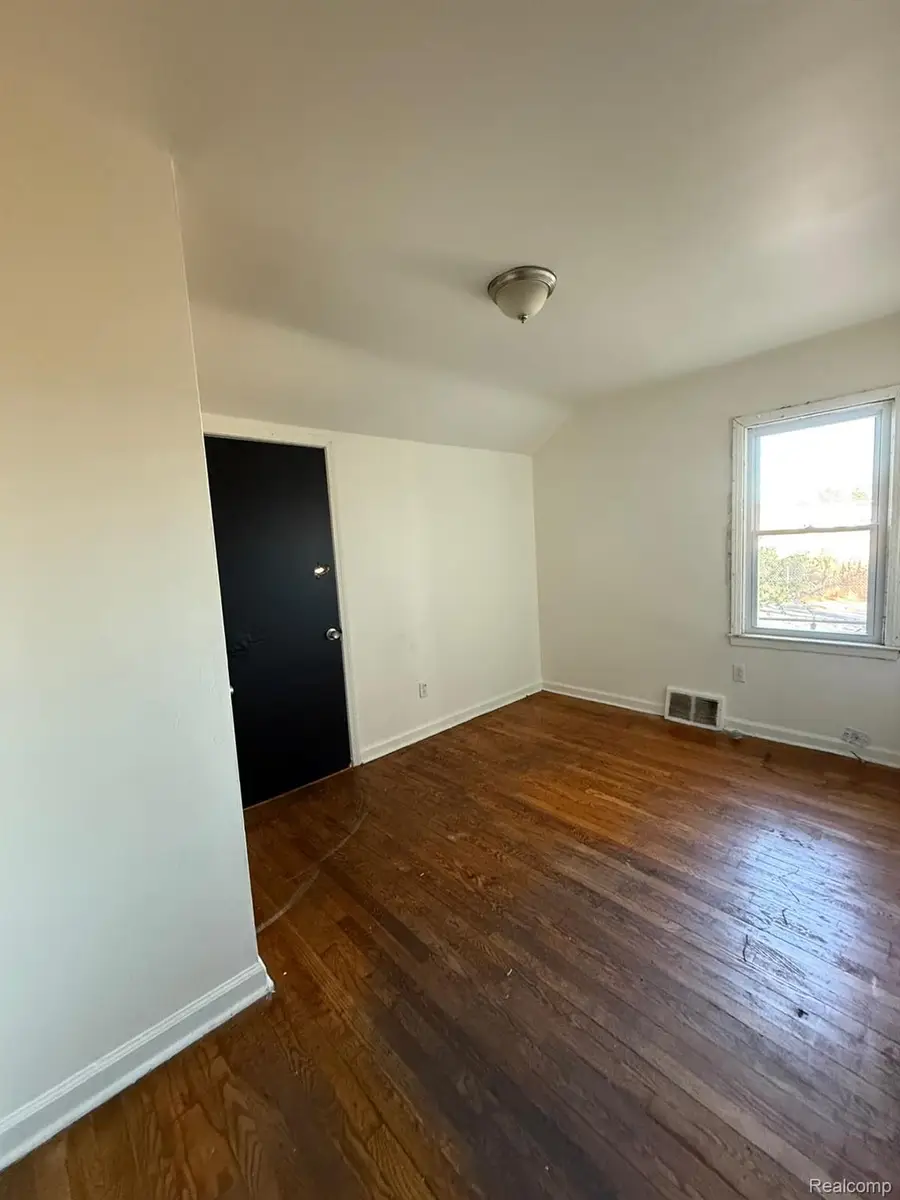 13607 Virgil Street, Detroit, MI 48223 - #2