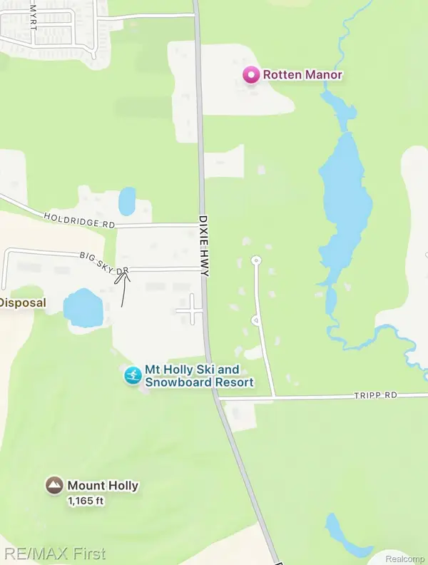 000 Unit 3 Big Sky Drive, Groveland, MI 48442