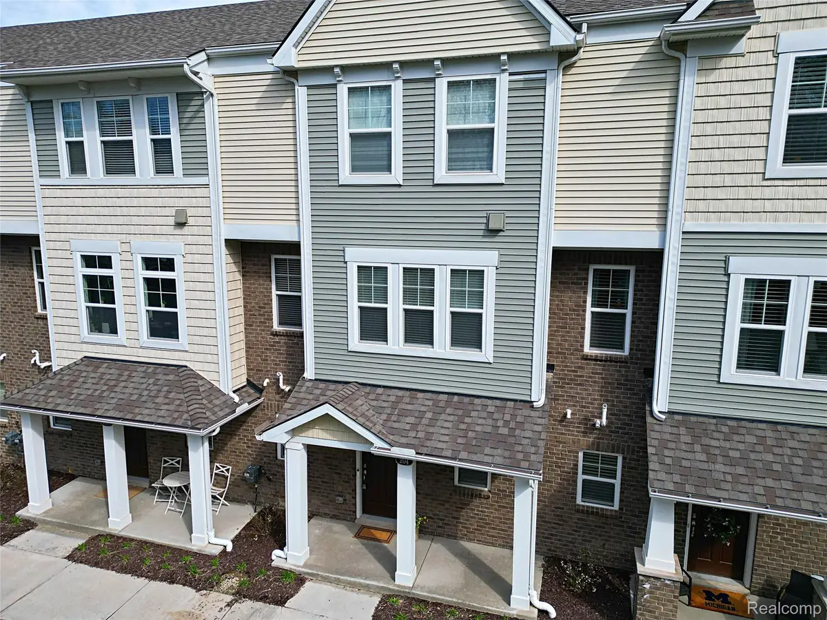 204 Sean Street #76, Brighton, MI 48116 - #1