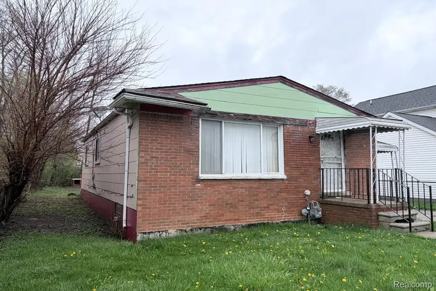 9377 Bessemore Street, Detroit, MI 48213 - #3