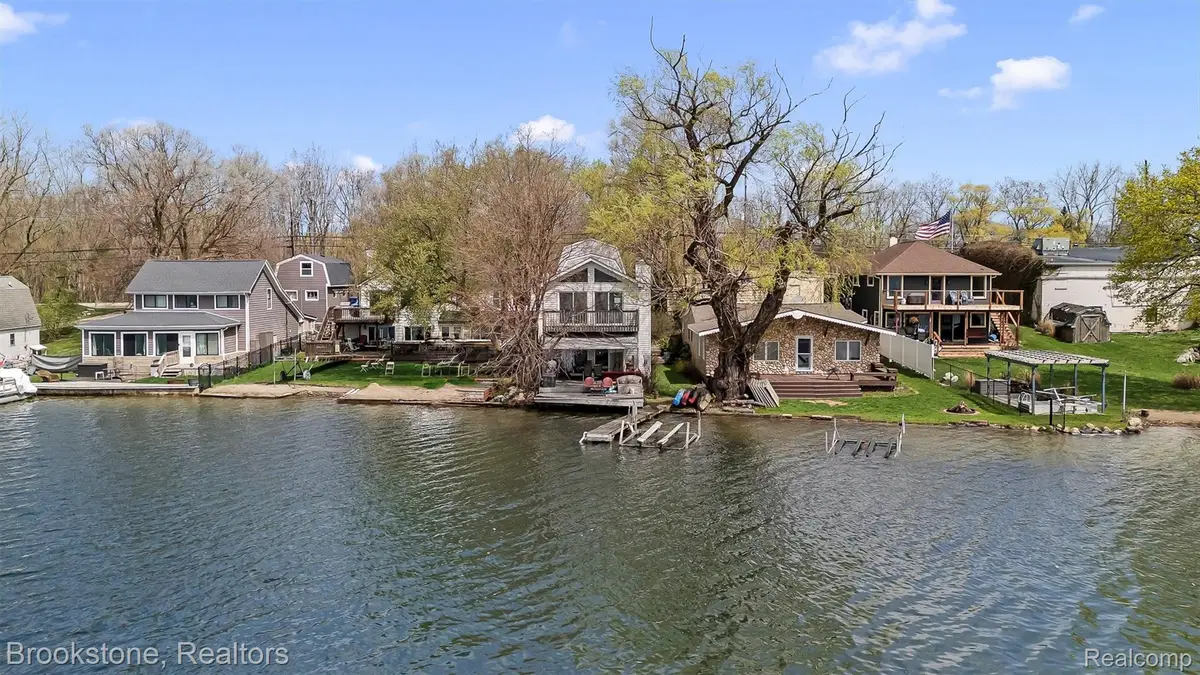 1940 S Ortonville Road, Ortonville, MI 48462 - #1