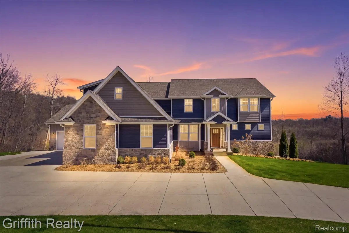 2550 Hartun Drive, Brighton, MI 48114 - #1