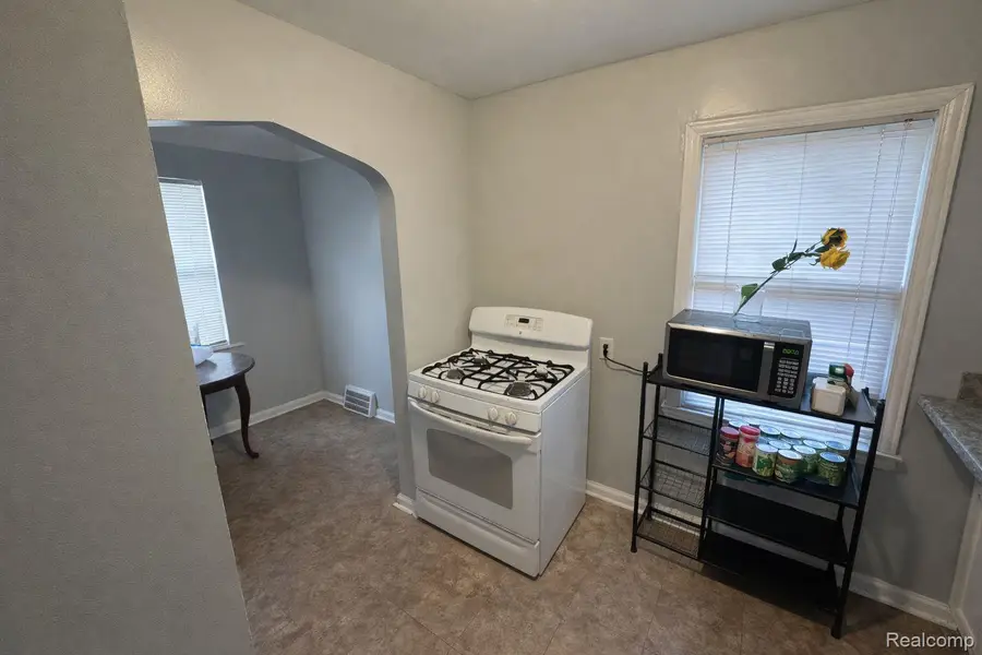 19190 Hoover Street, Detroit, MI 48205 - #3