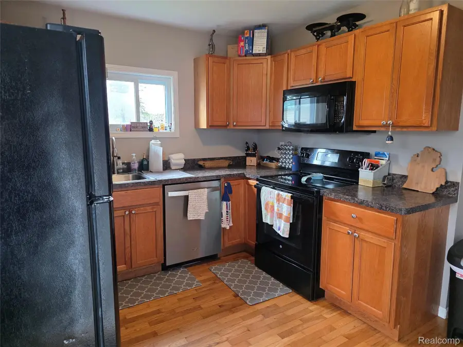 1135 W M 36, Pinckney, MI 48169 - #3