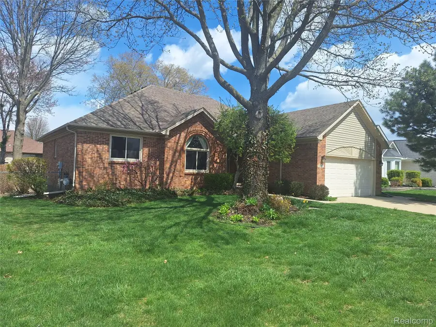 19167 Sandpiper Drive, Macomb, MI 48044 - #2