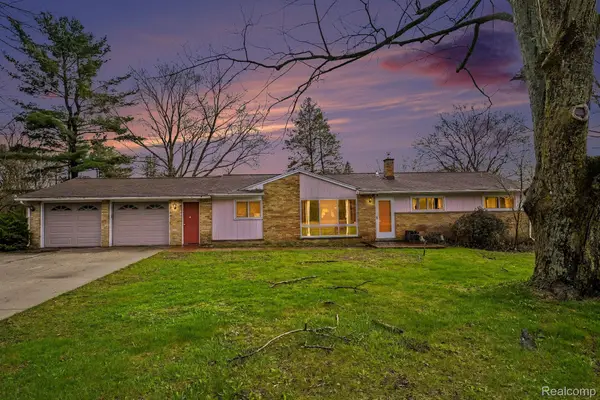 6341 Waldon Road, Clarkston, MI 48346