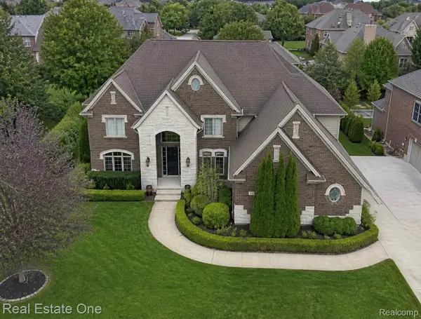 1520 Galena, RochesterHills, MI 48306