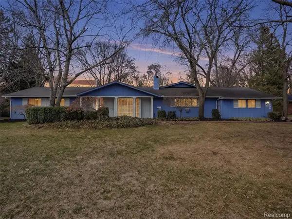 1690 Ledbury Drive, BloomfieldHills, MI 48304