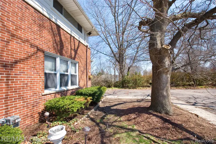 2604 Rochester Road, Royal Oak, MI 48073 - #3