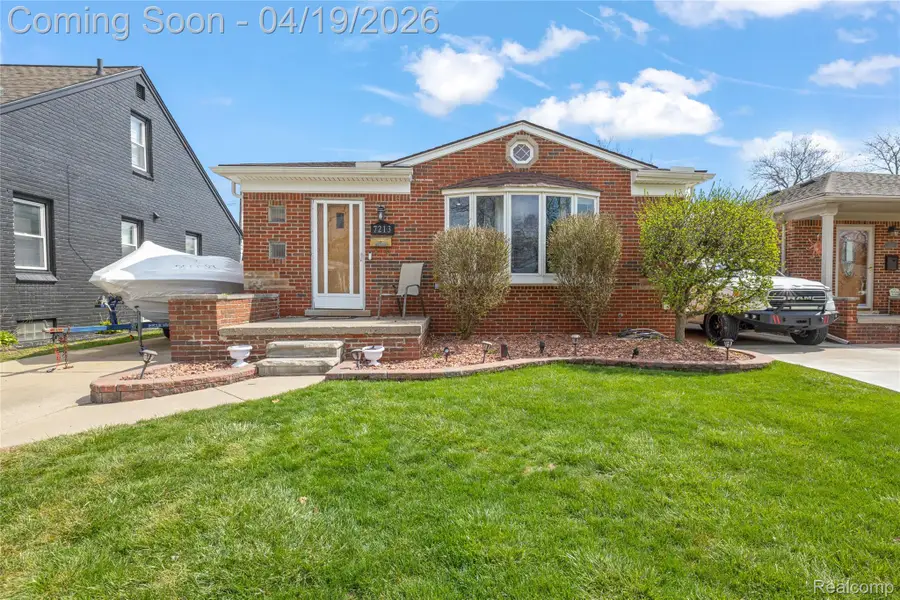 7213 Cortland Avenue, Allen Park, MI 48101 - #2