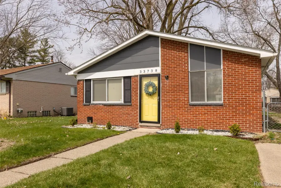 33738 Somerset Street, Westland, MI 48186 - #2