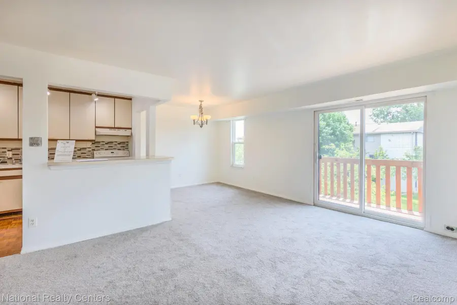 31993 W 12 Mile Road #309, Farmington, MI 48334 - #2
