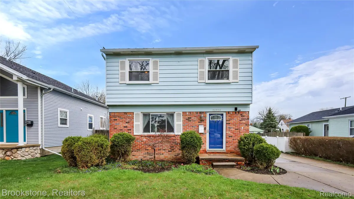 21729 Ridgeway Street, Saint Clair Shores, MI 48080 - #1