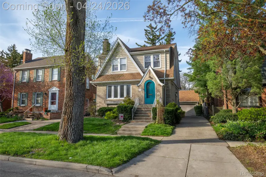 414 Cloverly Road, Grosse Pointe Farms, MI 48236 - #2