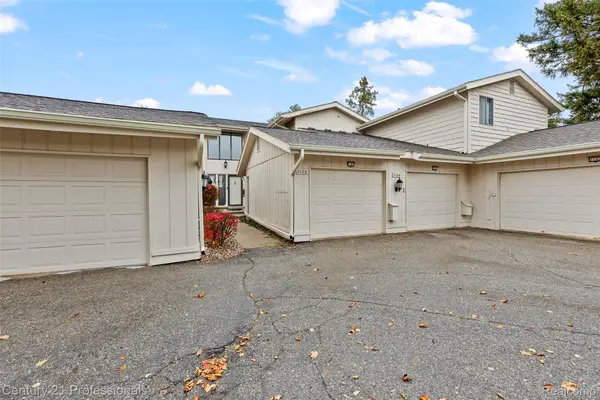 7106 Bridge Way W, WestBloomfield, MI 48322