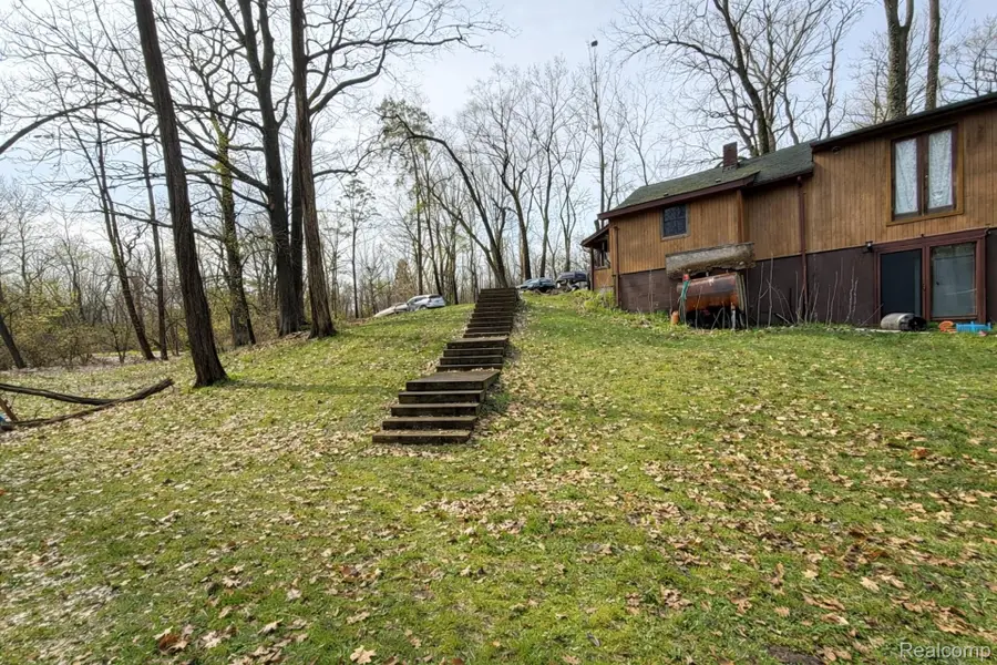 10044 Locust Drive, Fenton, MI 48430 - #3