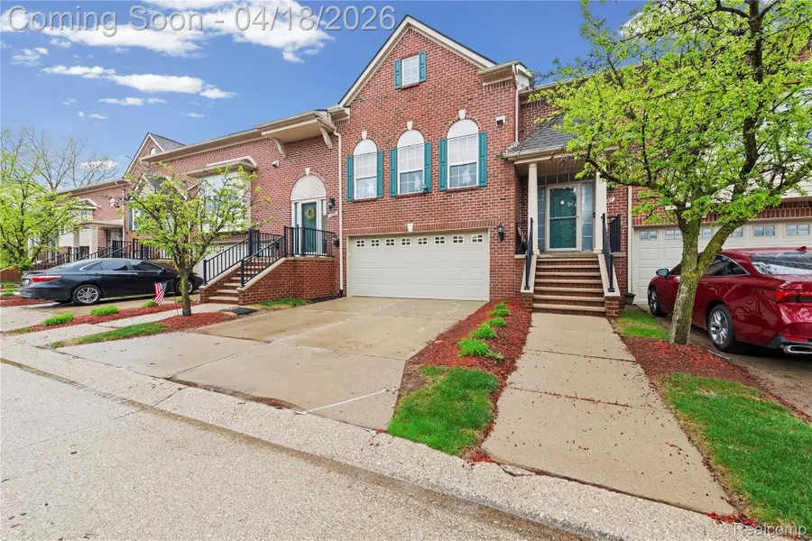 13199 Golf Pointe Drive, Taylor, MI 48180 - #2