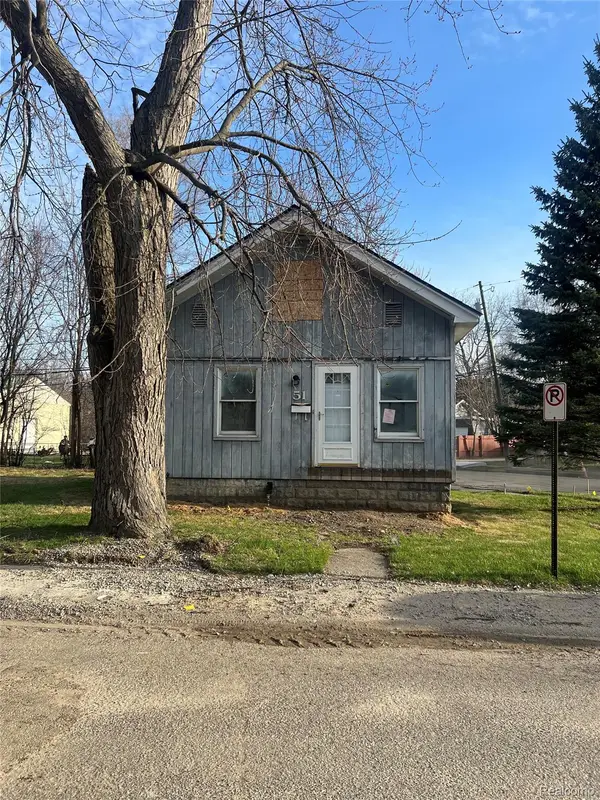 51 Bennett Street, Pontiac, MI 48342