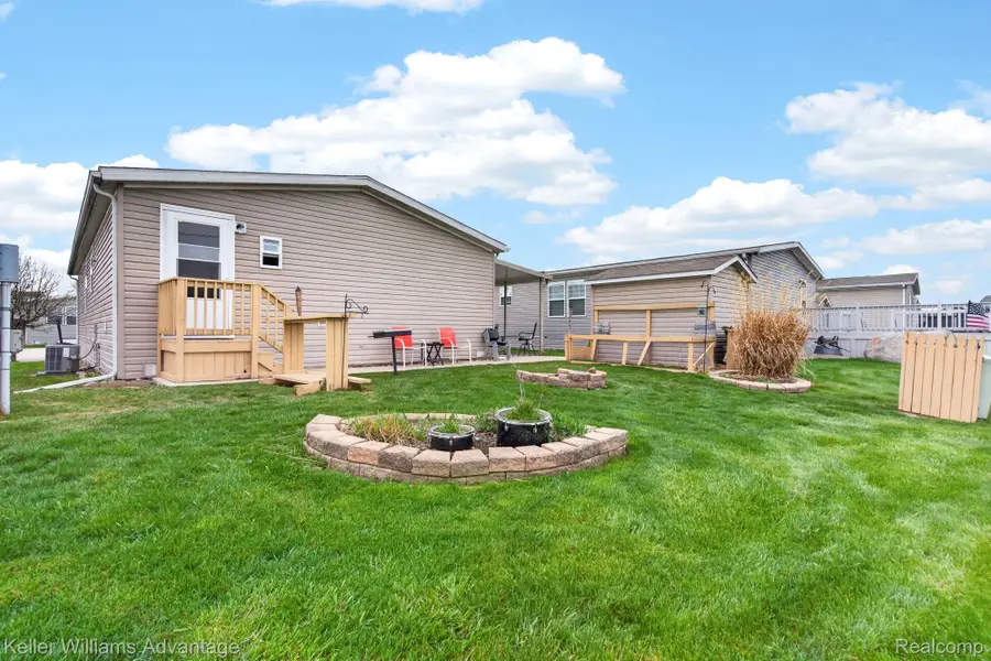 24494 Edwin, Brownstown, MI 48134 - #2