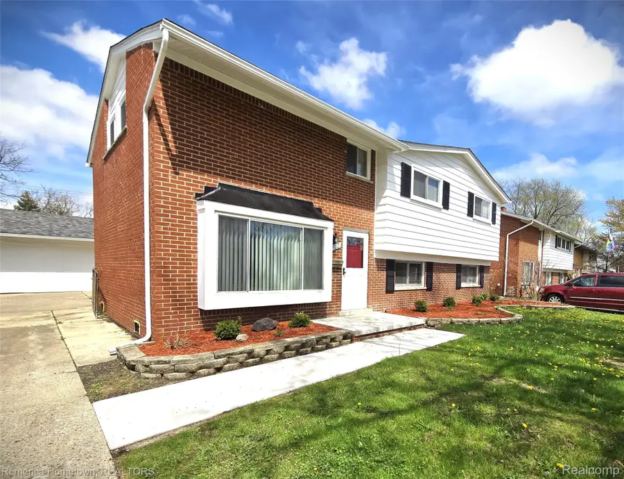 29600 Pickford Street, Livonia, MI 48152 - #3